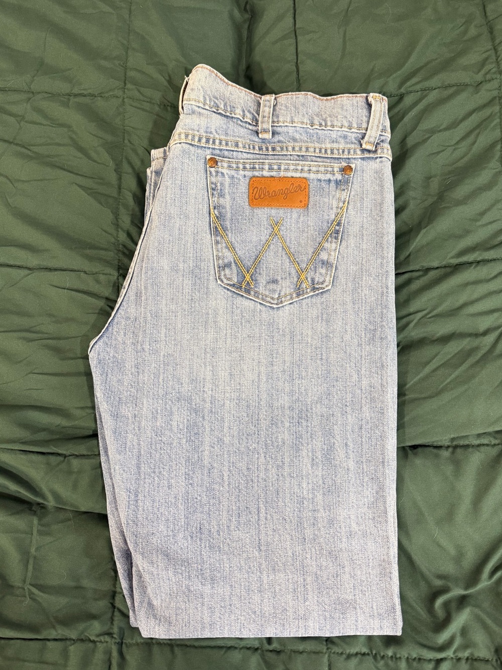 Wrangler Retro Men’s Jeans 36x32 Relaxed Bootcut Light Wash Western Cowboy